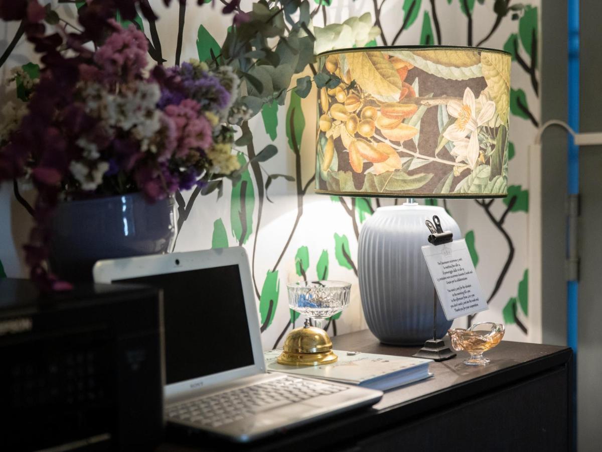 Salotto Borbonico Bed & Breakfast Napoli Bagian luar foto