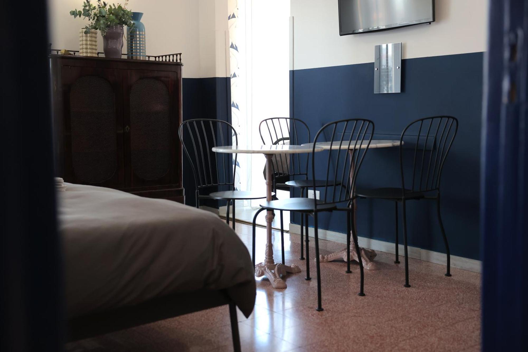 Salotto Borbonico Bed & Breakfast Napoli Bagian luar foto