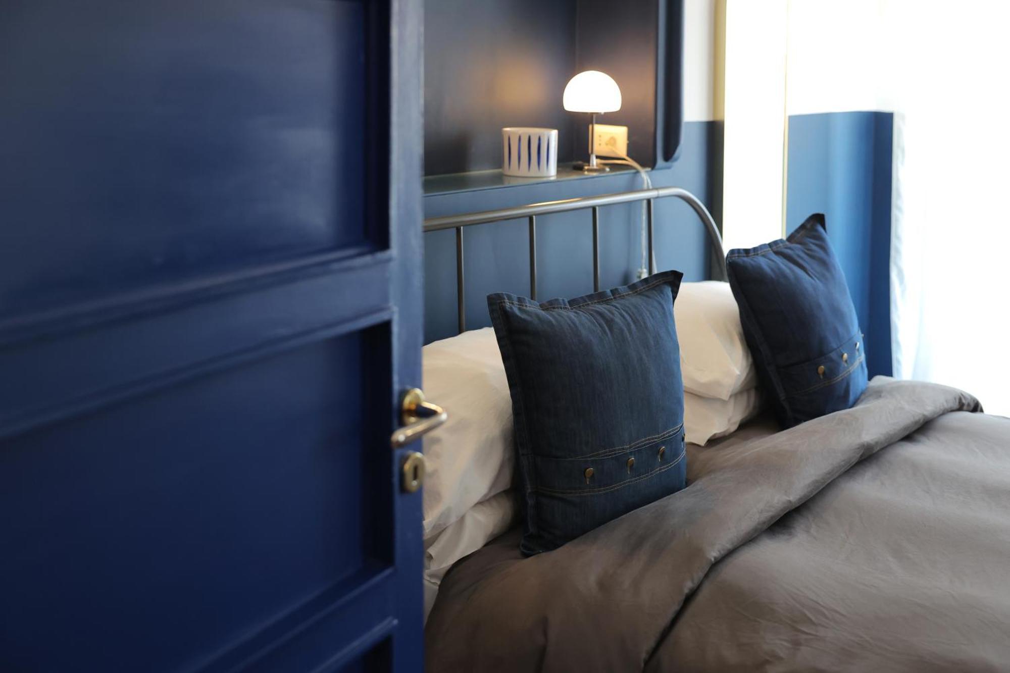 Salotto Borbonico Bed & Breakfast Napoli Bagian luar foto