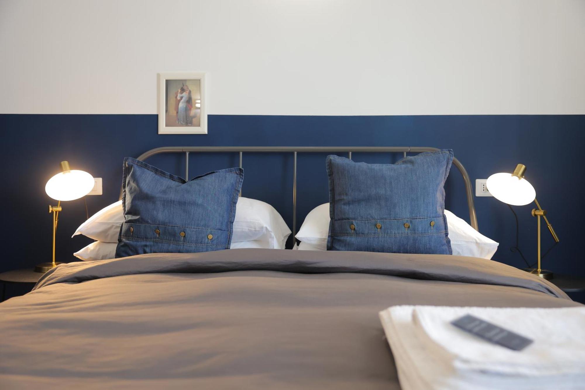 Salotto Borbonico Bed & Breakfast Napoli Bagian luar foto