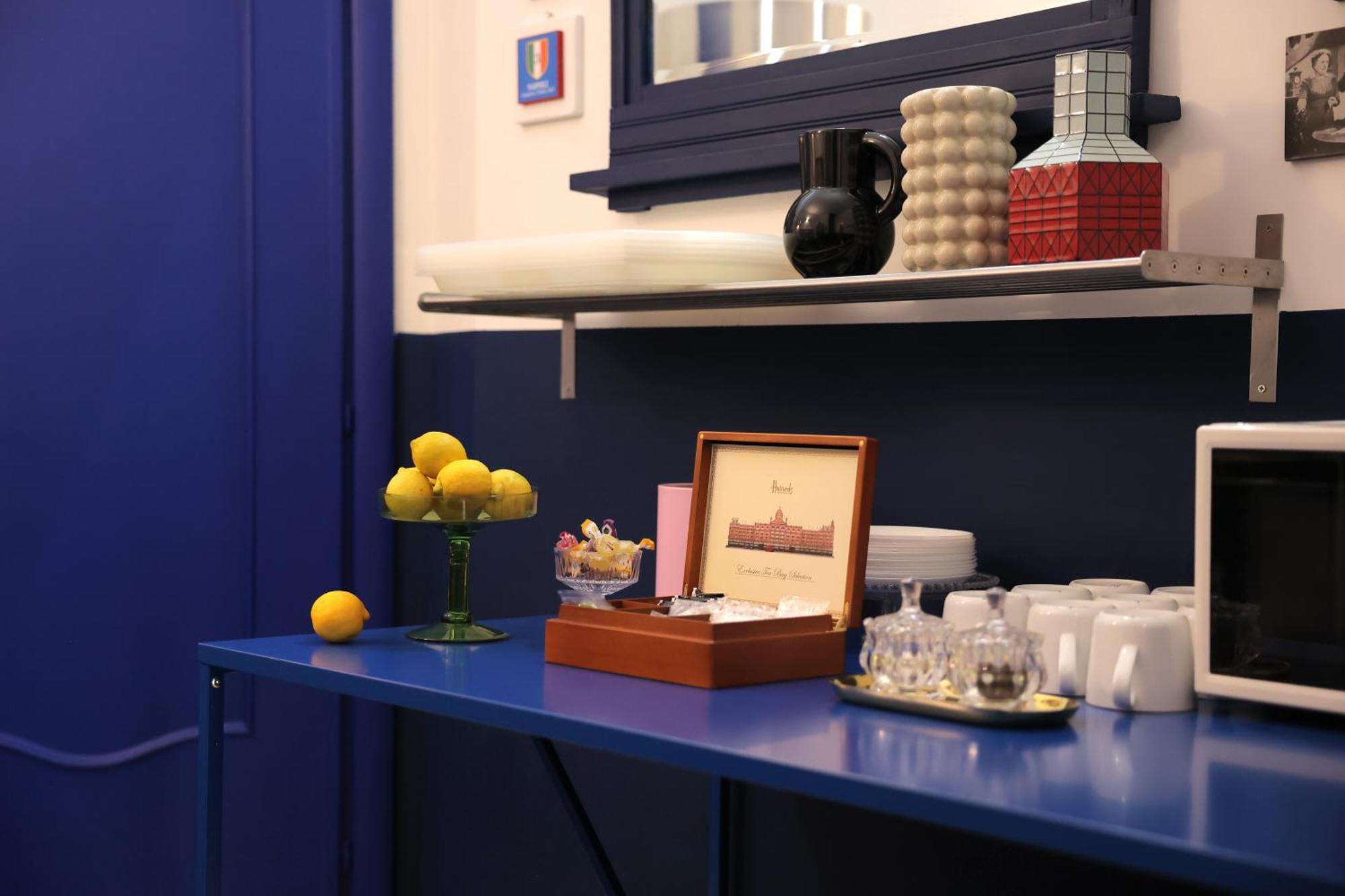 Salotto Borbonico Bed & Breakfast Napoli Bagian luar foto