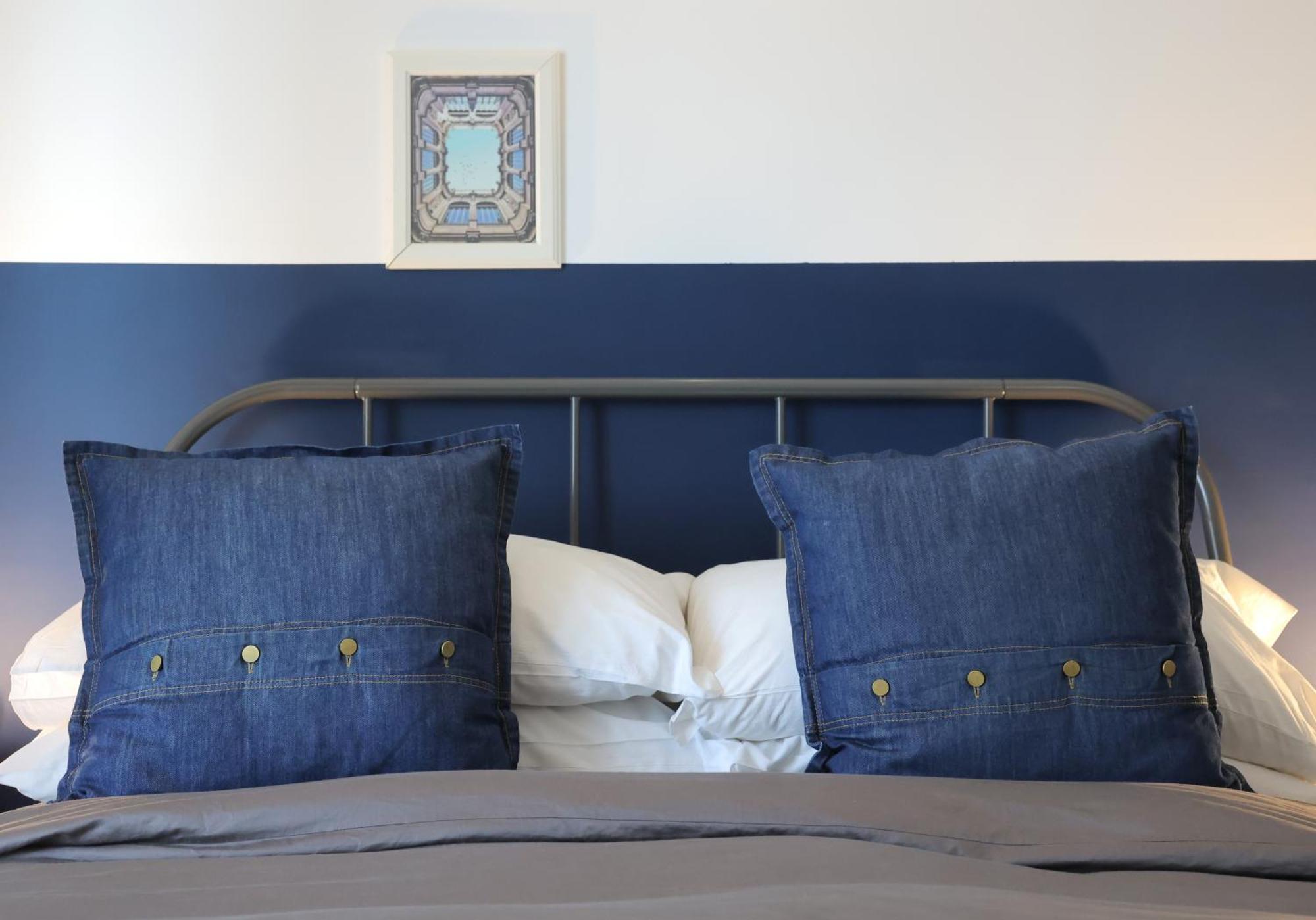 Salotto Borbonico Bed & Breakfast Napoli Bagian luar foto